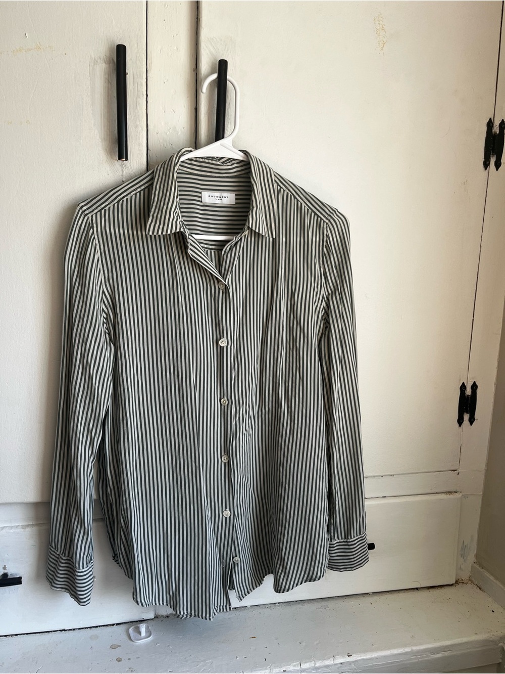 Equipment Women's Green and White Vertical Stripe Button-Down Shirt